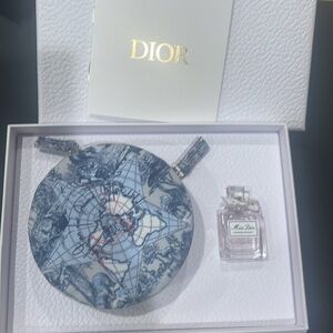 New in box Dior Around the world travel jewelry case⭐️⭐️⭐️⭐️⭐️